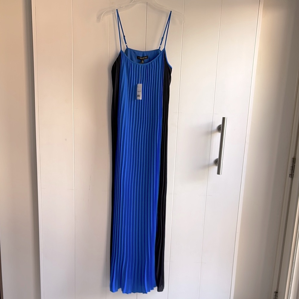 NWT BR Long Dress Elegant Blue Pleated Size 4